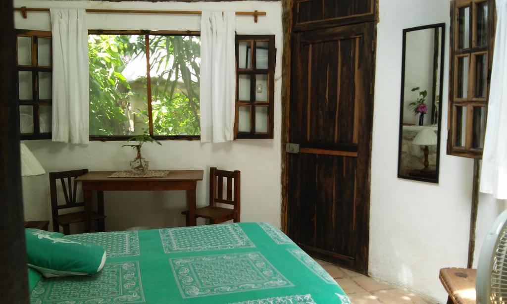 ホテル Casitas Kinsol プエルト・モレロス エクステリア 写真